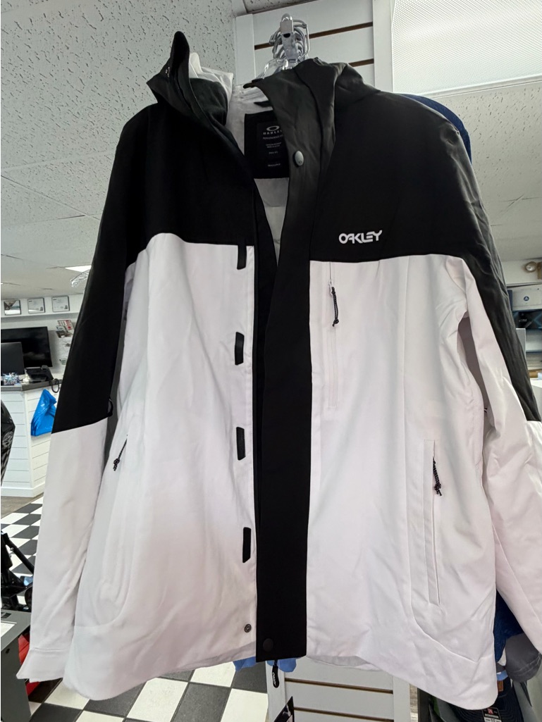 Oakley Two-Tone Black And White Snow Jacket